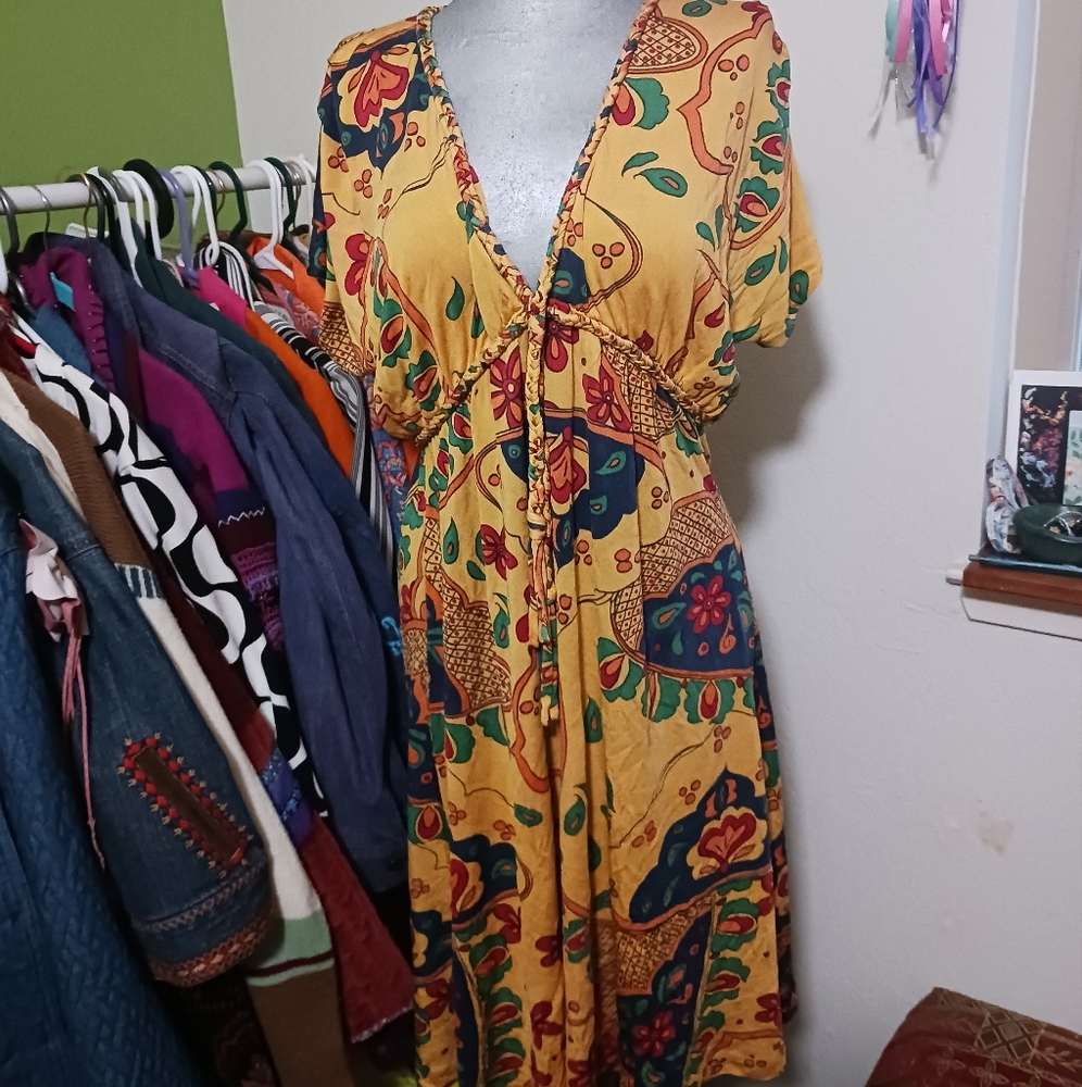 Nieves Lavi of New York dress